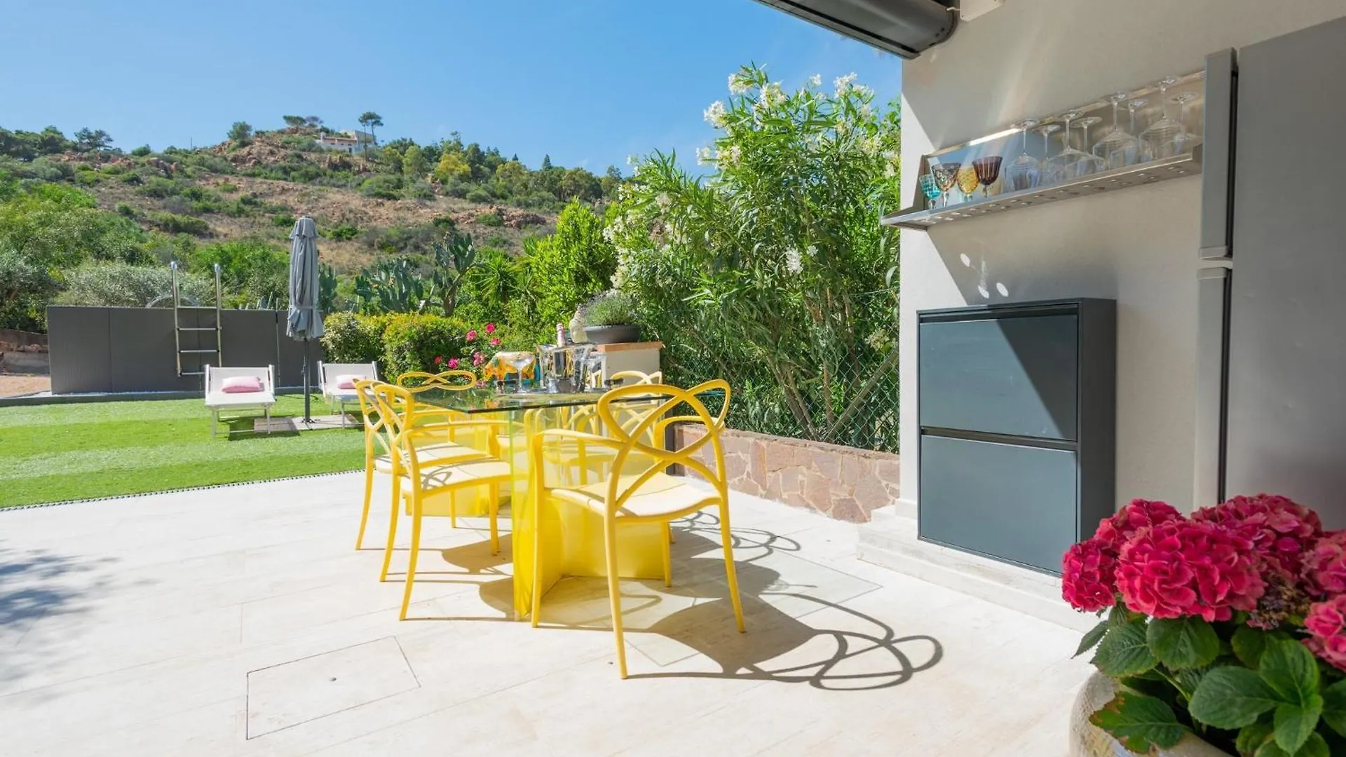 Villa Tetty Santa Margherita di Pula 0*,